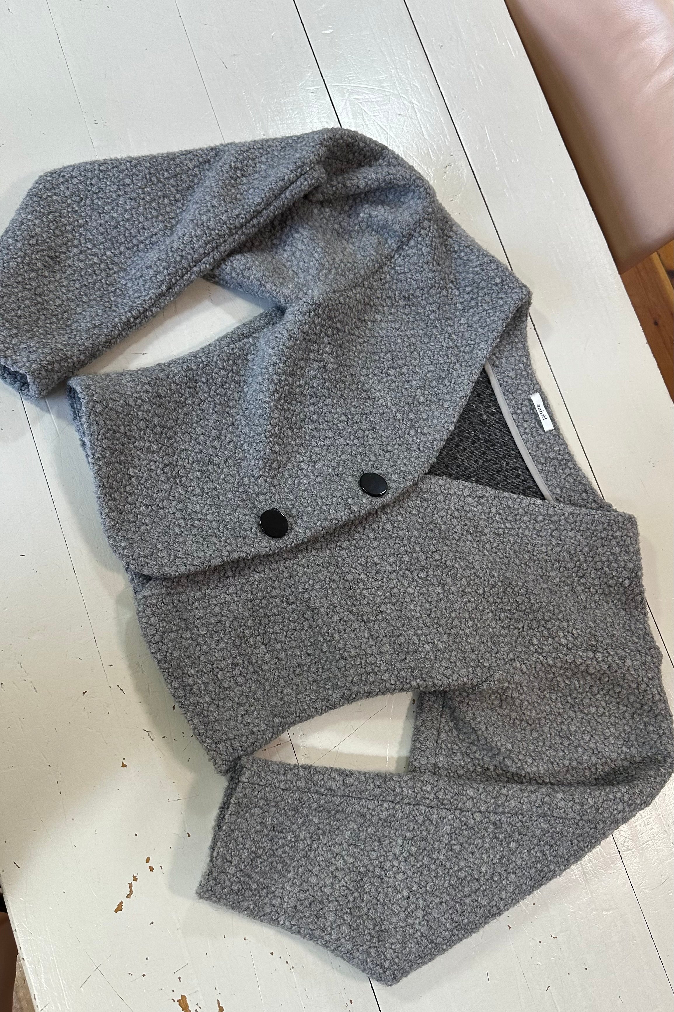VOLUME SLEEVE CARDIGAN in CLASSIC GREY BOUCLÉ