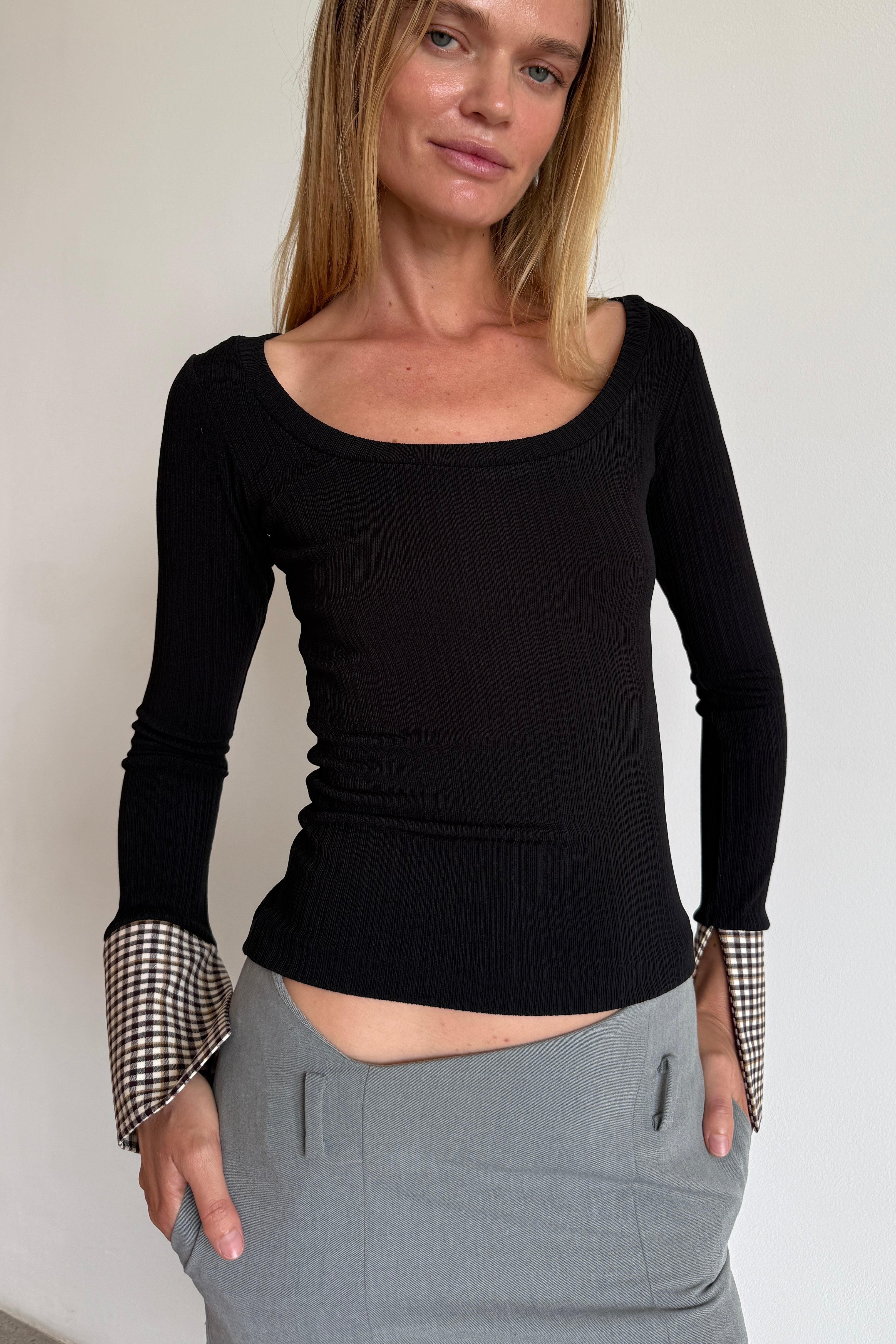 CONTRAST GINGHAM CUFF TOP