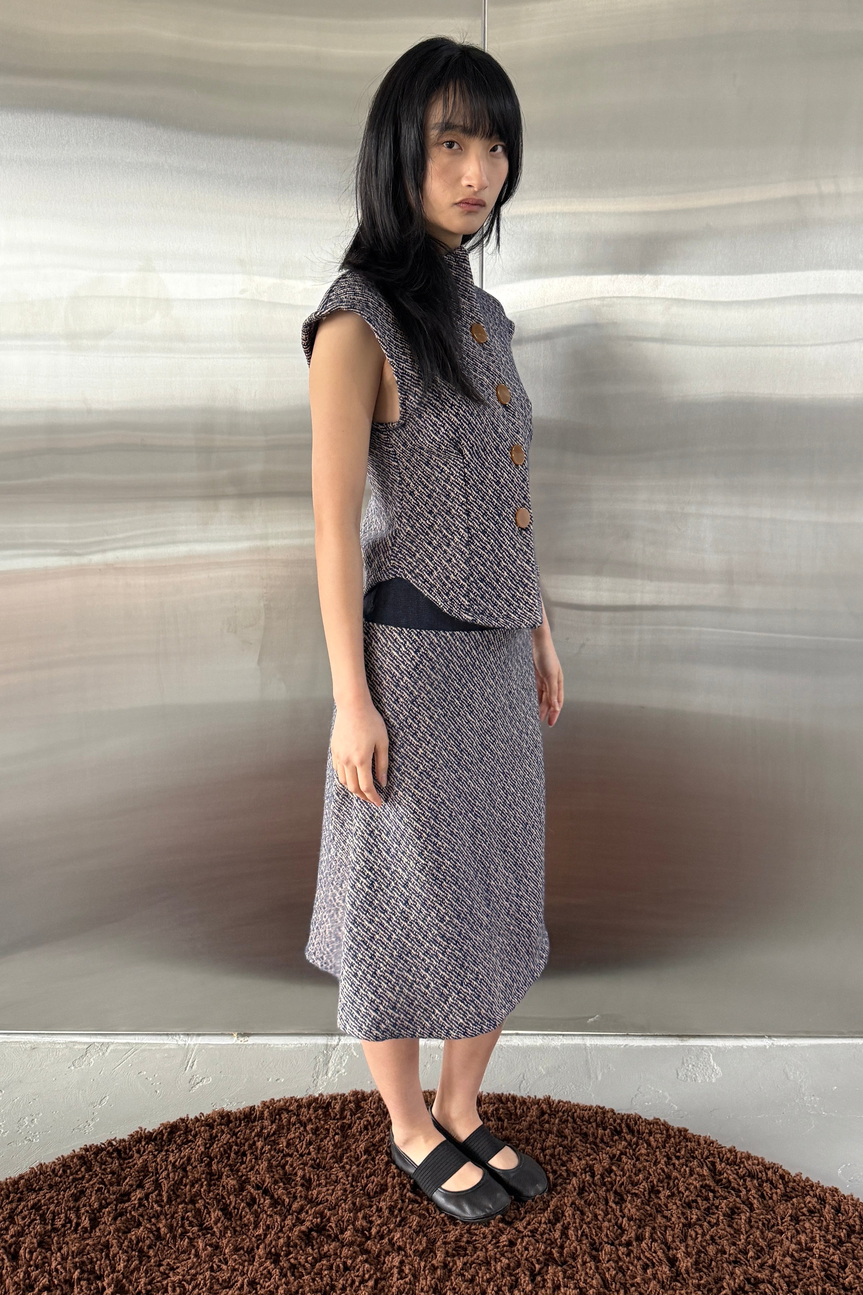 REI JAPANESE WOOL BOUCLÉ A-LINE MIDI SKIRT in NAVY