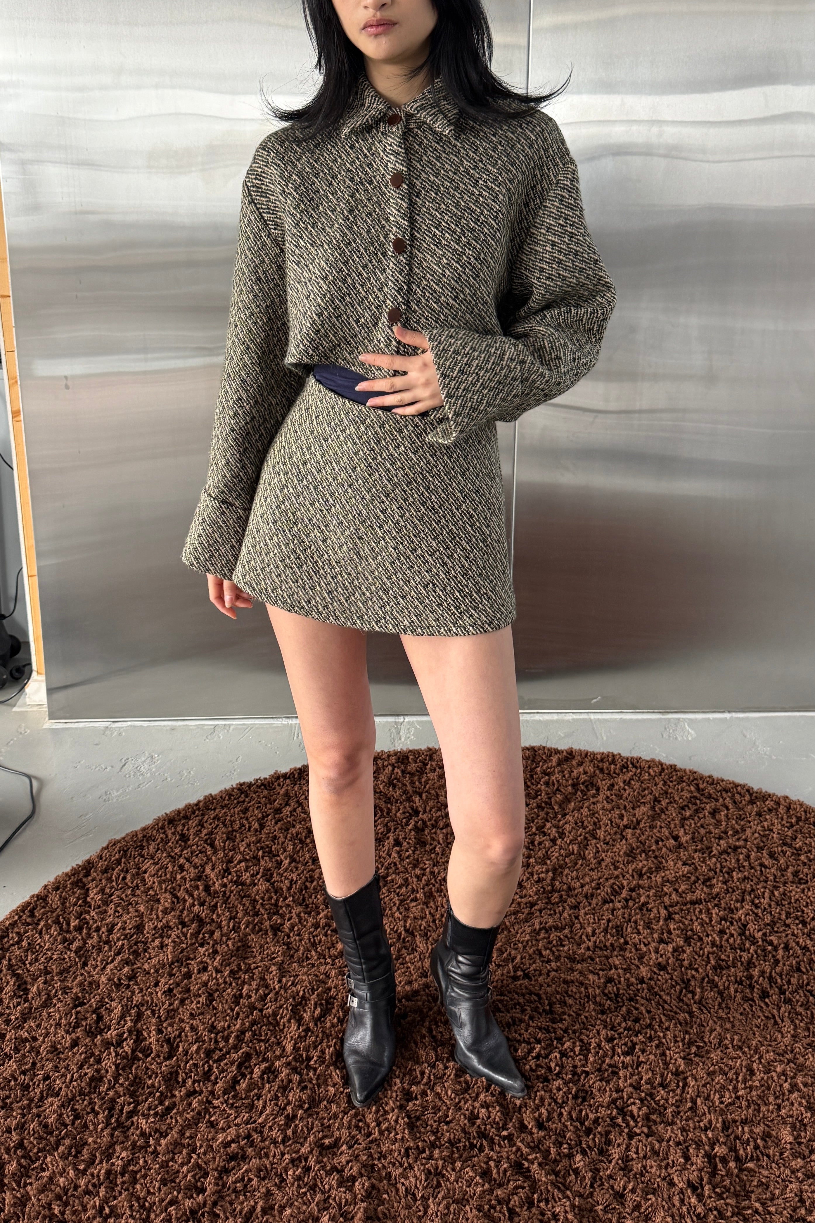 SORA JAPANESE WOOL BOUCLÉ MINI SKIRT in OLIVE