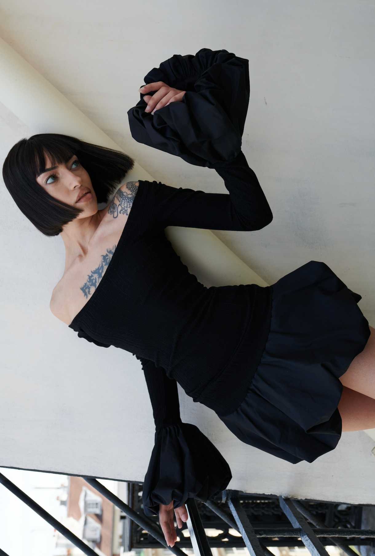 BALLOON CONTRAST KNIT DRESS in BLACK