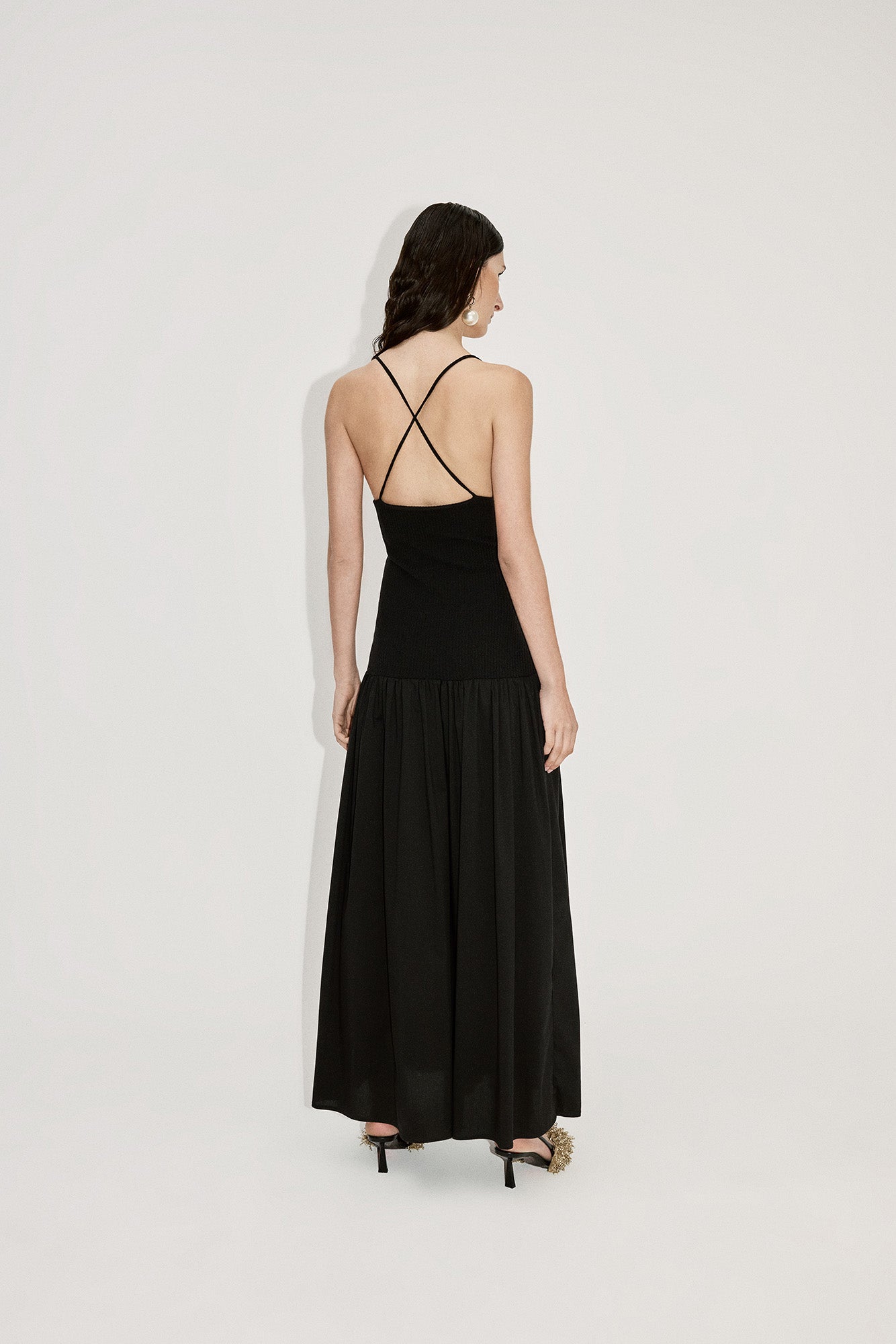 DROP WAIST V-NECK GATHER DRESS