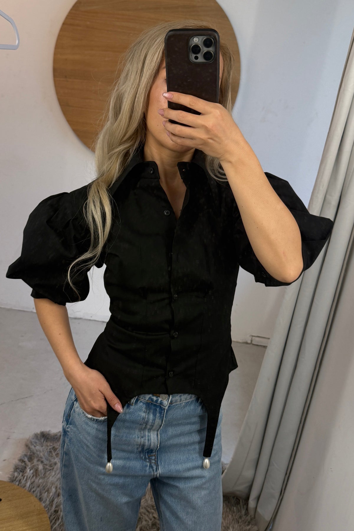PUFFY SLEEVE TAILORED PEARL DROP SHIRT in BLACK