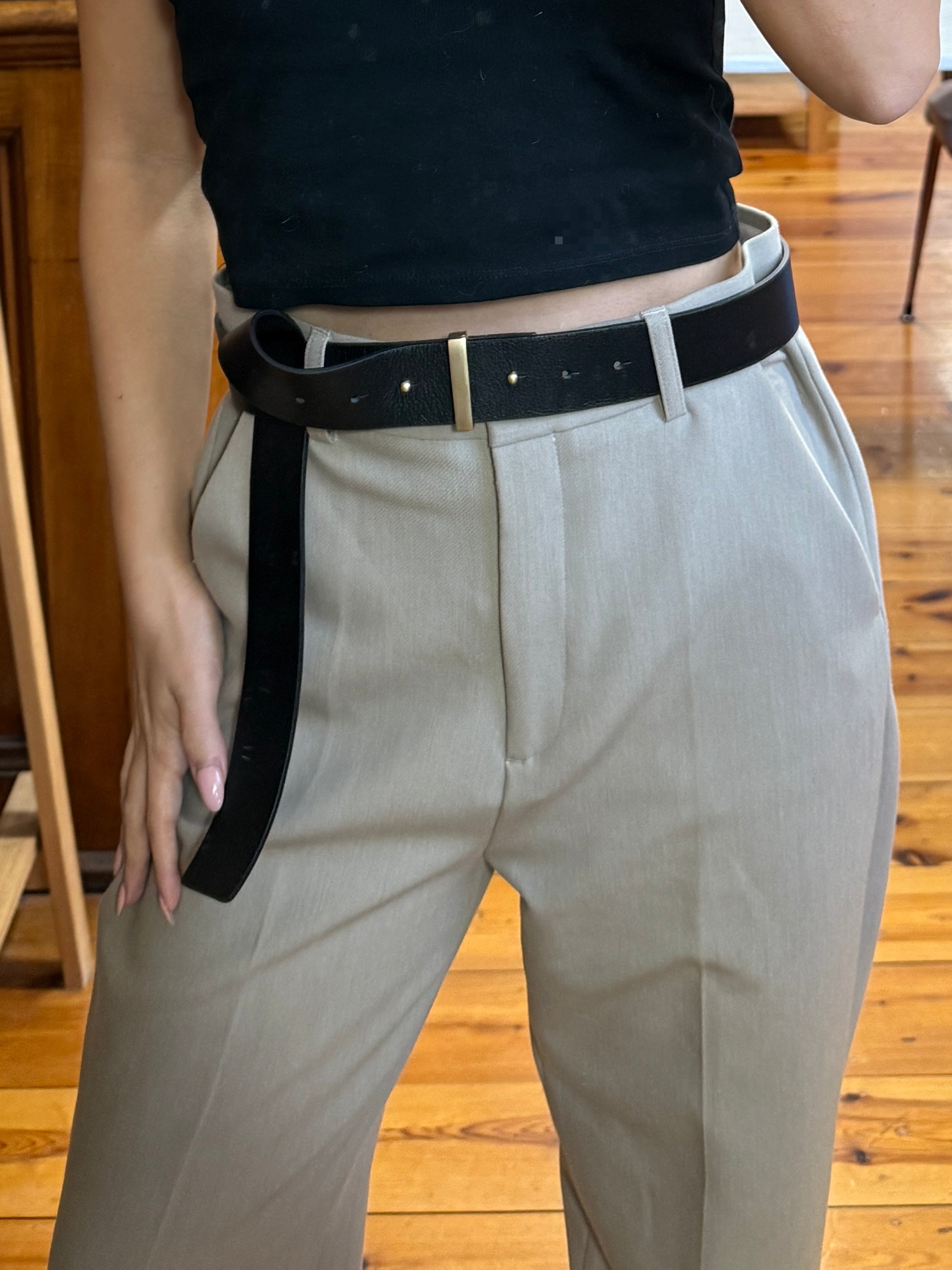 LEATHER BELT BLACK LE02