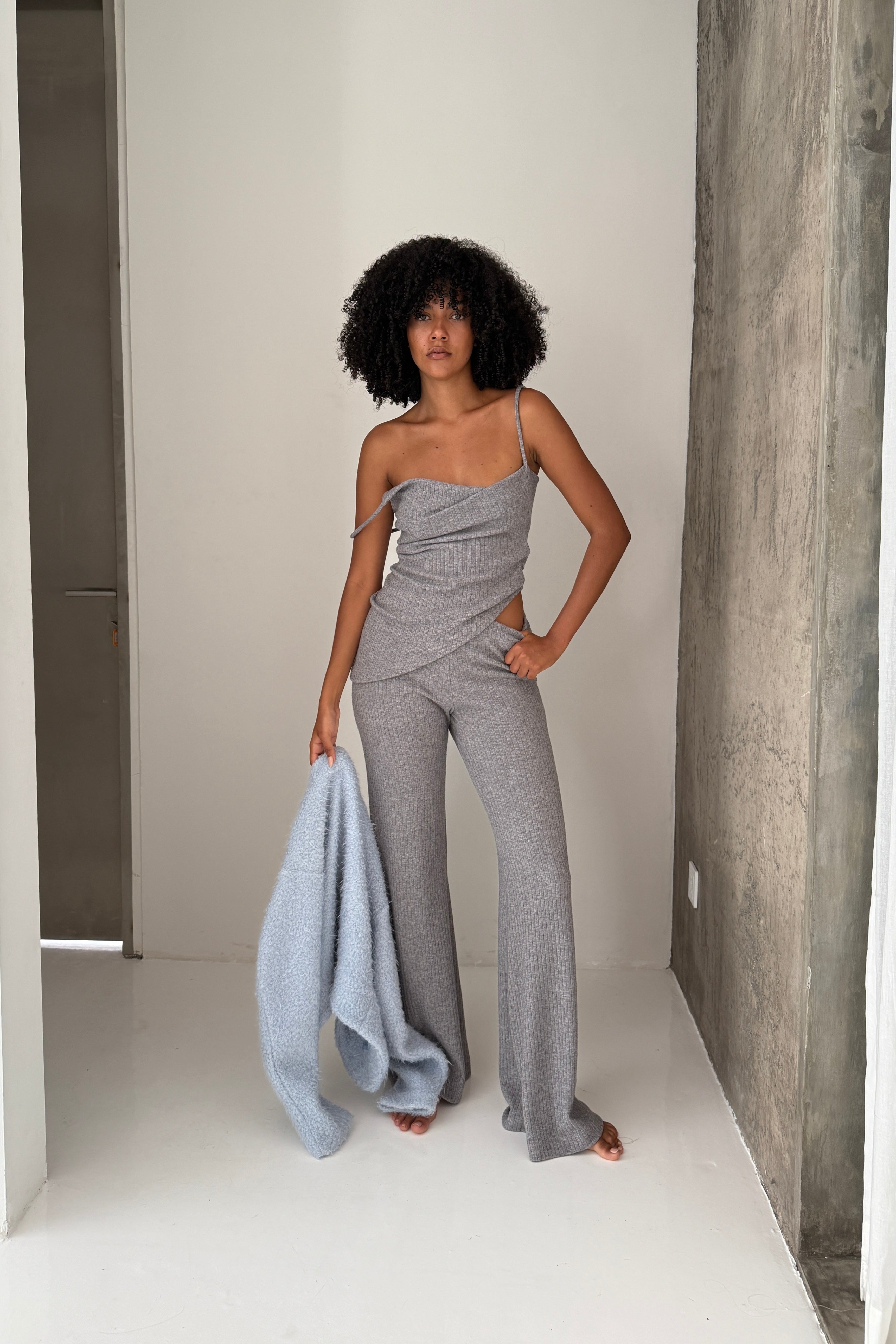 WIDE LEG RIB KNIT PANT in MARL GREY