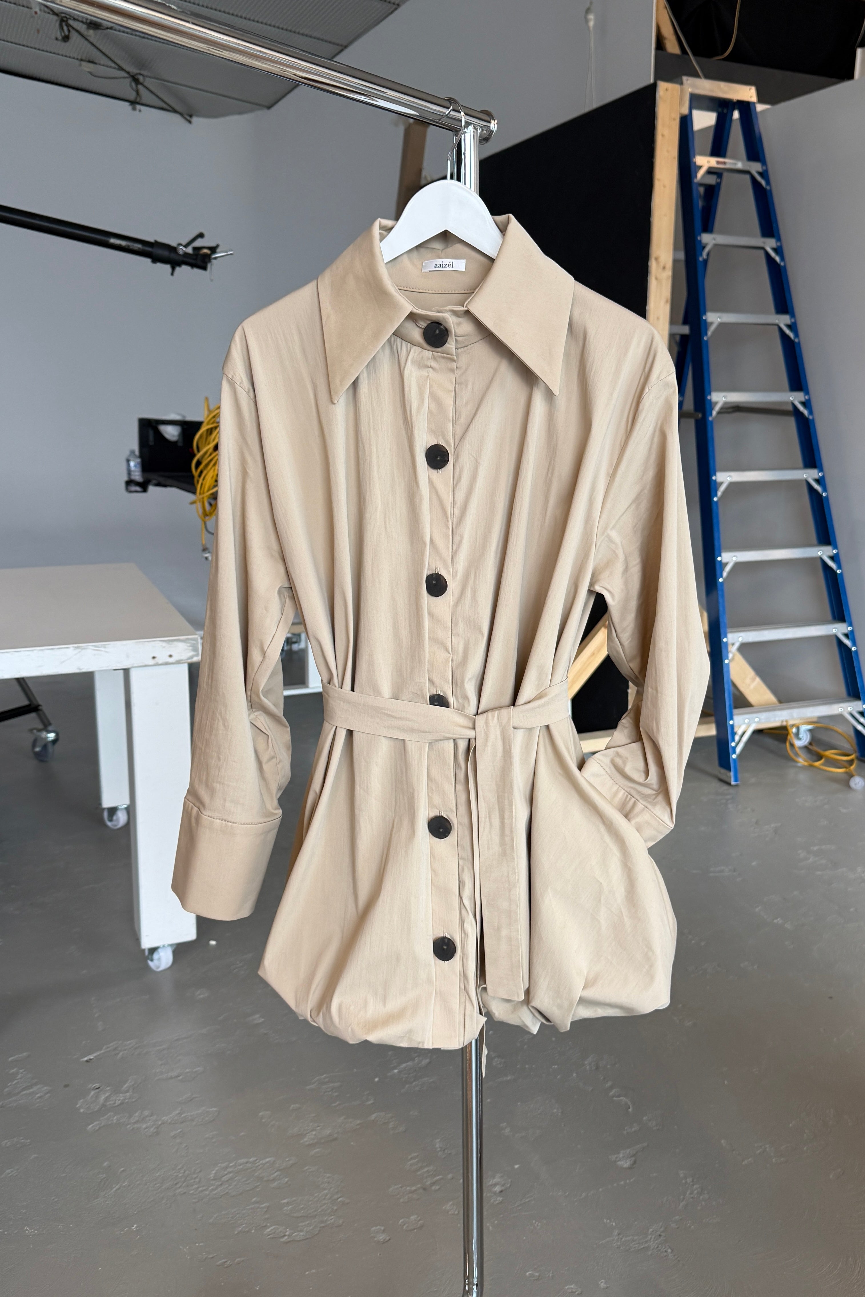 ROWENA BALLOON HEM JACKET DRESS in BEIGE